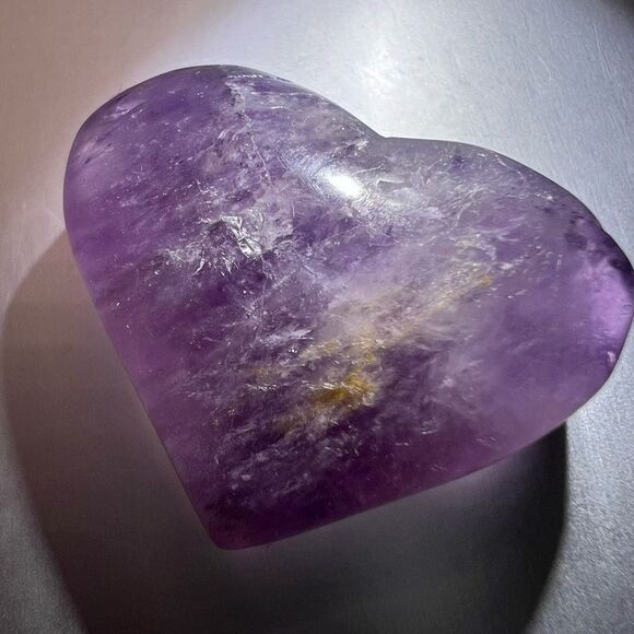 Amethyst Crystal‎ Heart Carving (8) - Picture 8 of 12